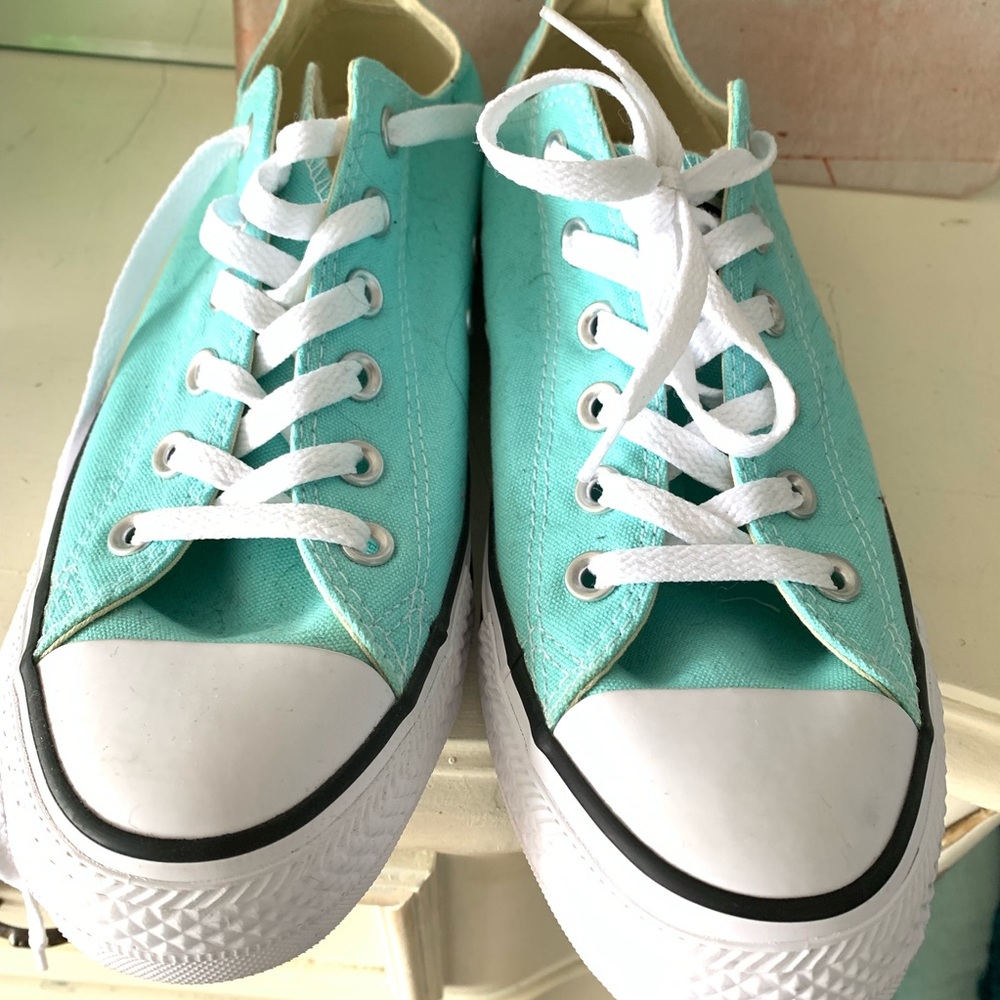 Turquoise Converse All Stars ⭐️